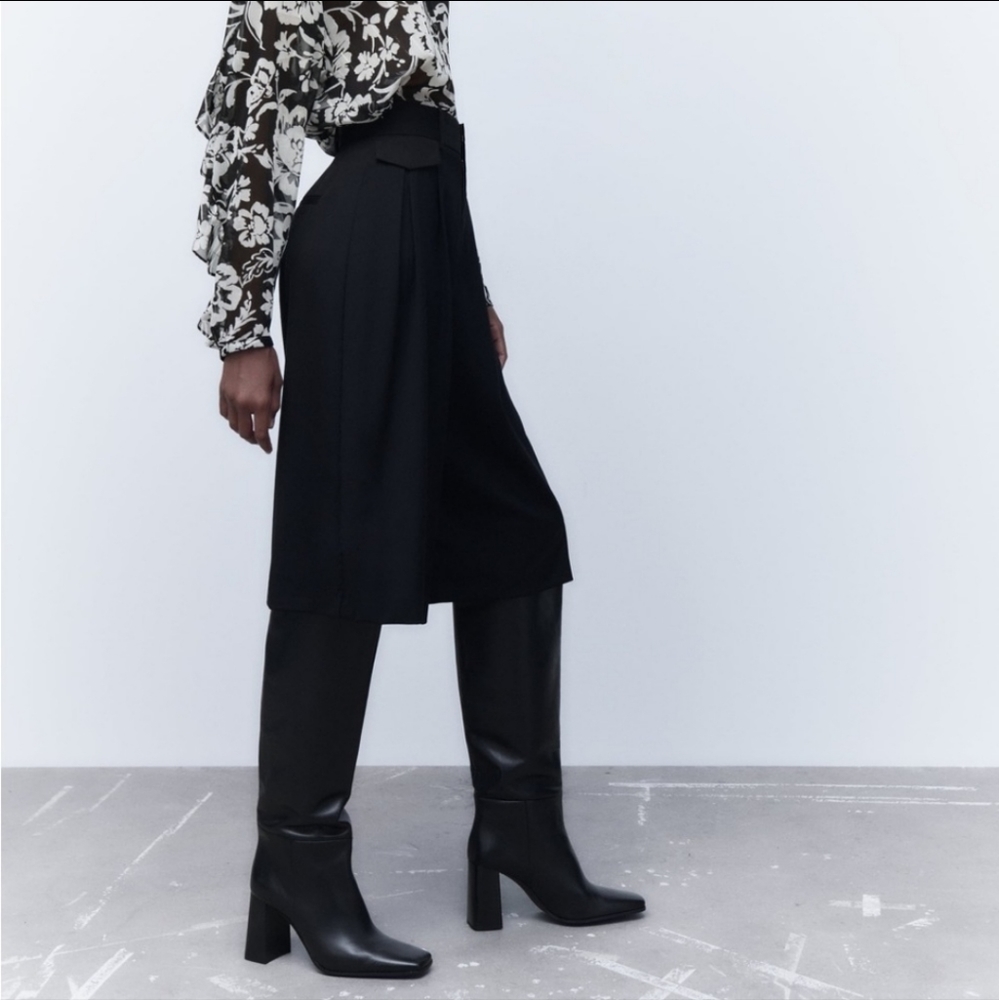 🆕️ Zara Knee High Block Heeled Leather Boots - Picture 3 of 5